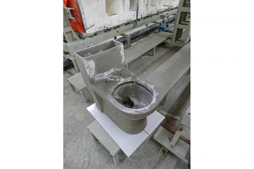 One Piece WC Casting Machine